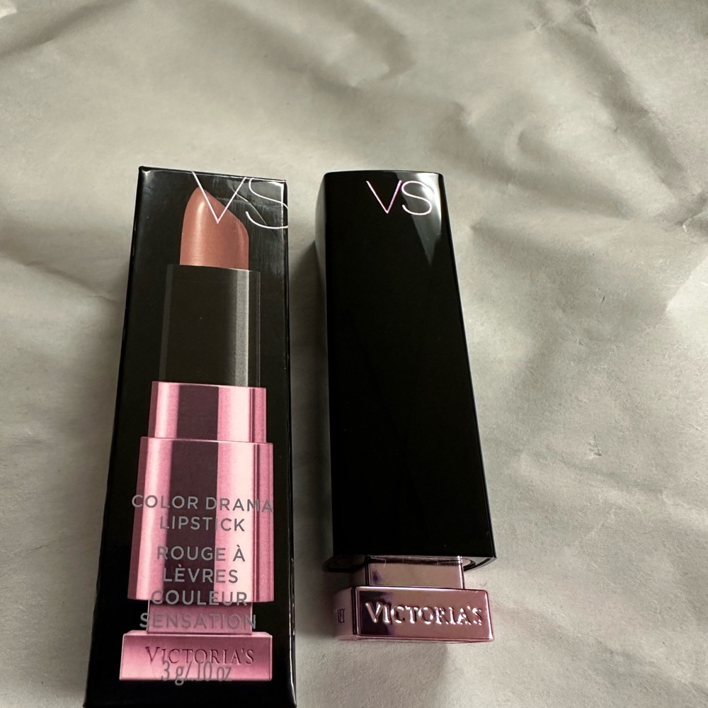 NEW Victoria's Secret Color Drama Lipstick in Incognito **Hard to Find**